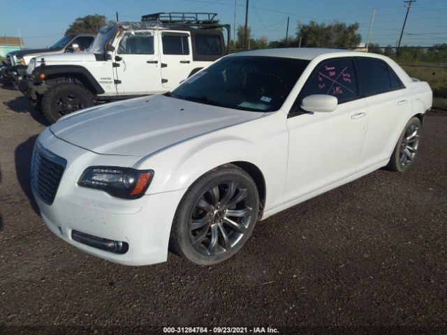 Photo 1 VIN: 2C3CCABG4EH357077 - CHRYSLER 300 