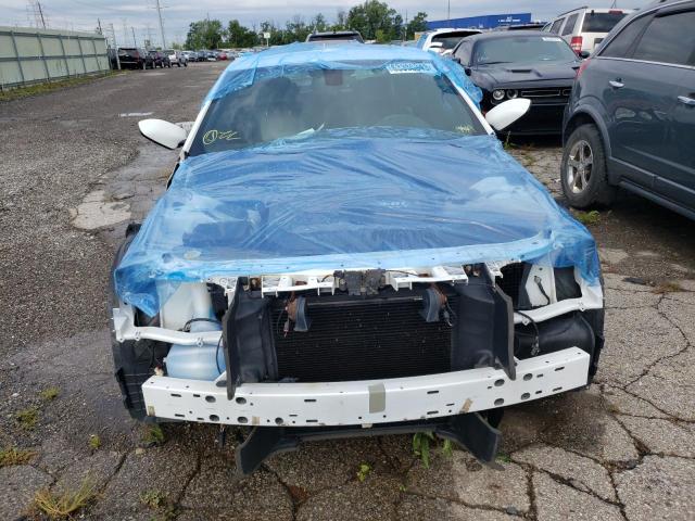 Photo 4 VIN: 2C3CCABG4GH243910 - CHRYSLER 300 