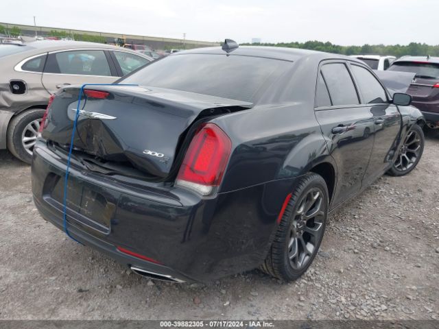 Photo 3 VIN: 2C3CCABG4HH668027 - CHRYSLER 300 