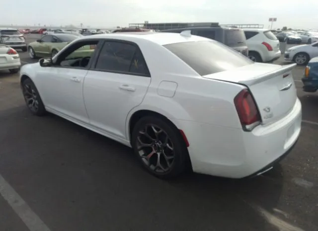 Photo 2 VIN: 2C3CCABG4JH244675 - CHRYSLER 300 