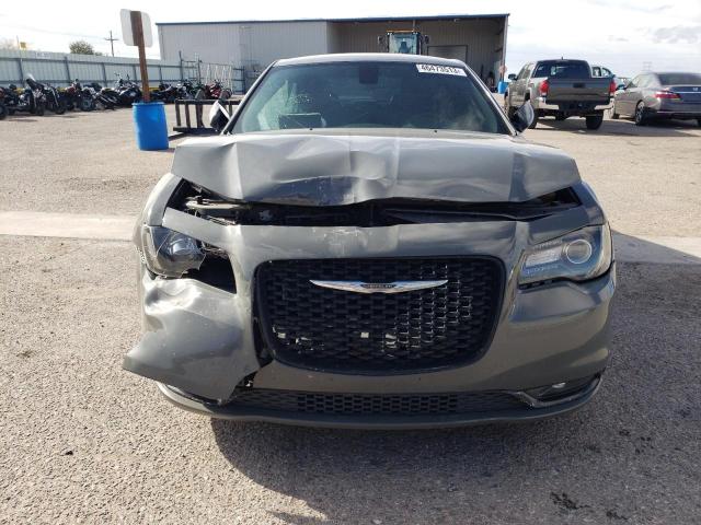 Photo 4 VIN: 2C3CCABG4KH559817 - CHRYSLER 300 S 