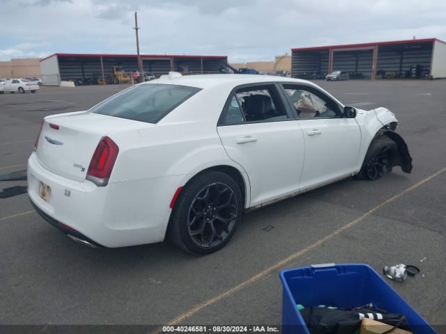 Photo 3 VIN: 2C3CCABG4KH697826 - CHRYSLER 300 