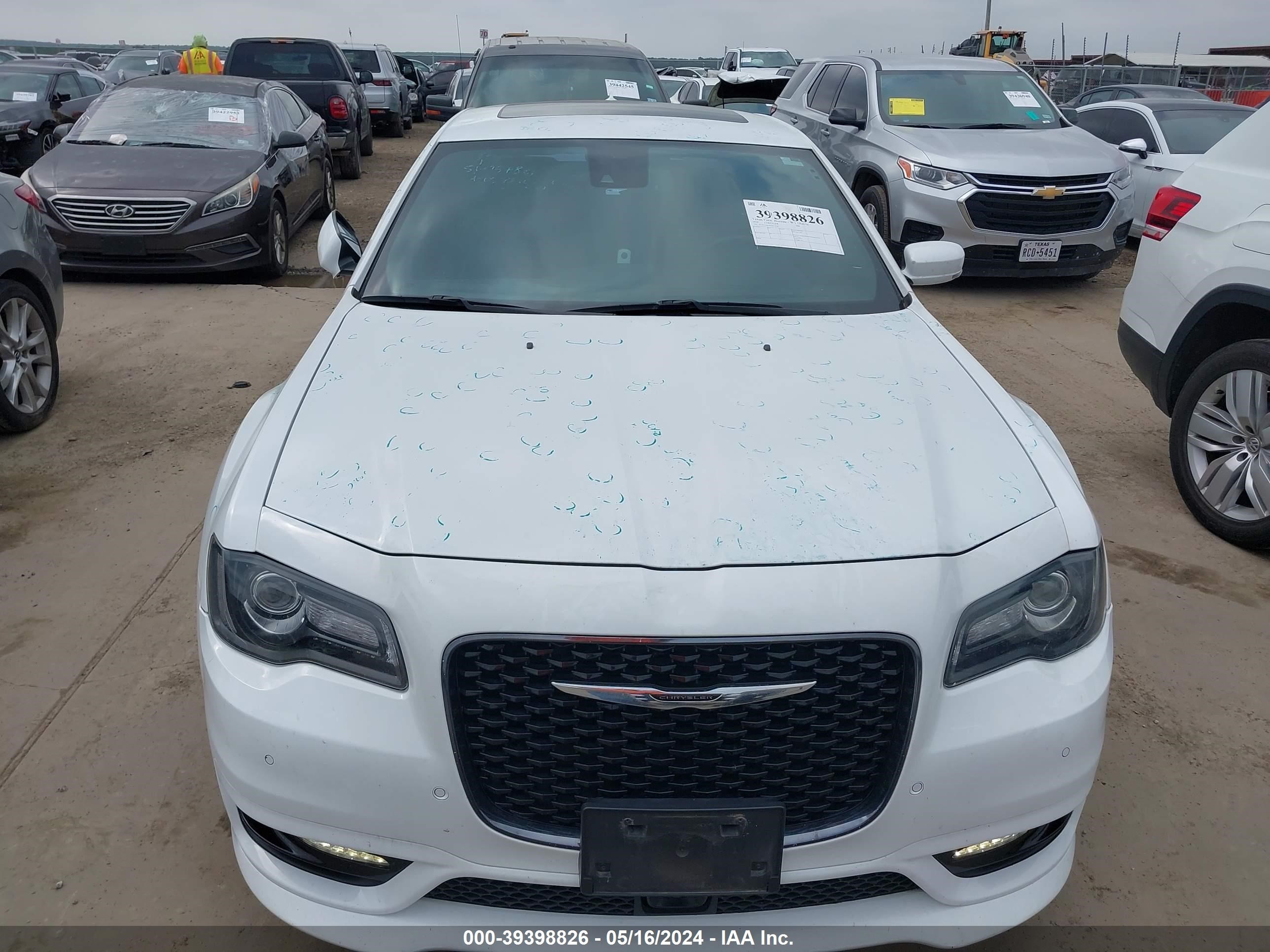 Photo 5 VIN: 2C3CCABG4LH201103 - CHRYSLER 300 