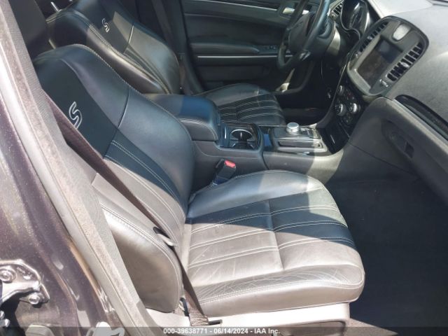 Photo 4 VIN: 2C3CCABG4MH541045 - CHRYSLER 300 S 