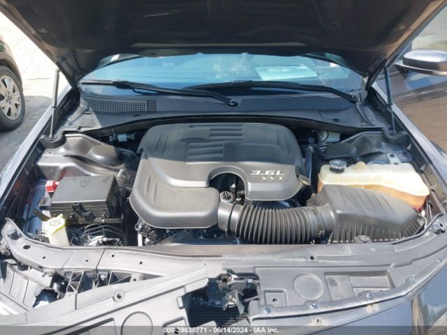 Photo 9 VIN: 2C3CCABG4MH541045 - CHRYSLER 300 S 