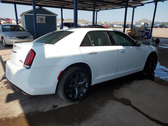 Photo 2 VIN: 2C3CCABG4NH214324 - CHRYSLER 300 S 