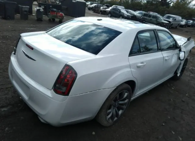 Photo 3 VIN: 2C3CCABG5EH231052 - CHRYSLER 300 