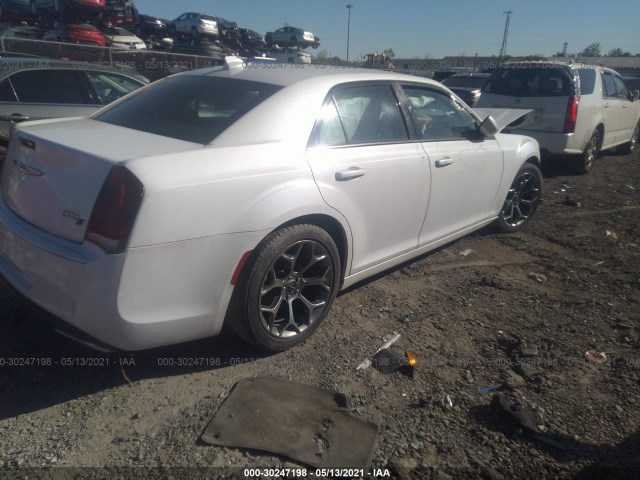 Photo 3 VIN: 2C3CCABG5FH755917 - CHRYSLER 300 