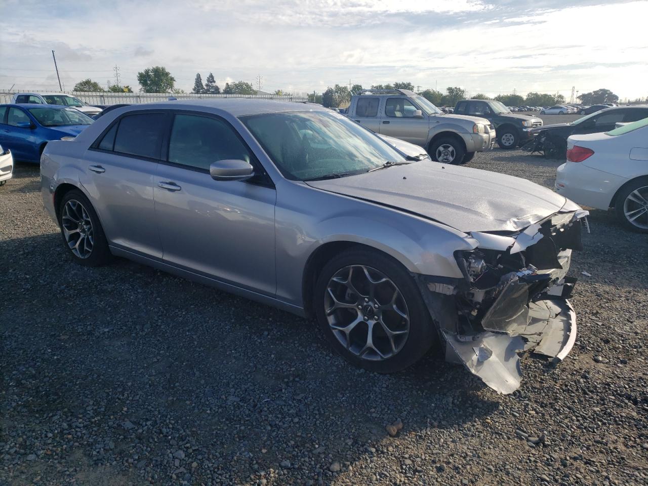 Photo 3 VIN: 2C3CCABG5FH772894 - CHRYSLER 300 