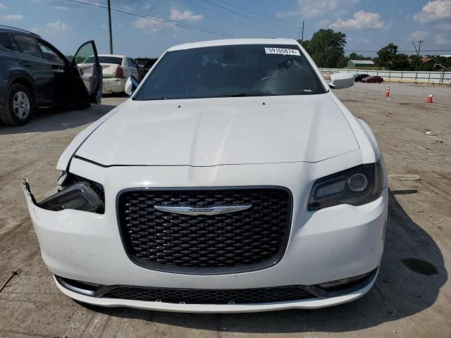 Photo 4 VIN: 2C3CCABG5FH807854 - CHRYSLER 300 S 