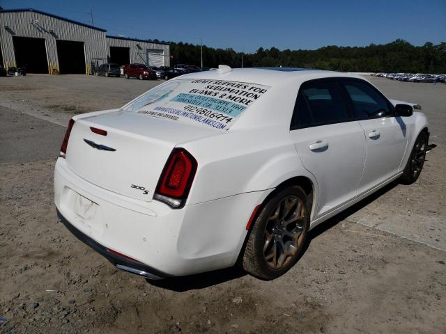 Photo 3 VIN: 2C3CCABG5FH830423 - CHRYSLER 300 S 