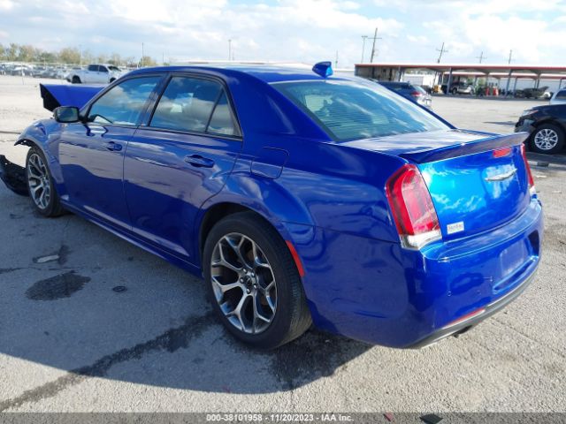 Photo 2 VIN: 2C3CCABG5JH244698 - CHRYSLER 300 