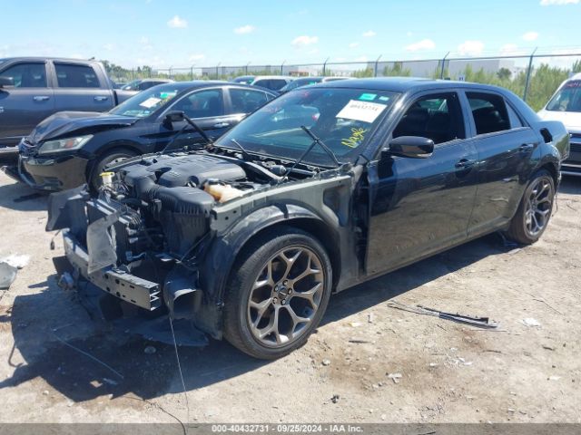 Photo 1 VIN: 2C3CCABG5JH264093 - CHRYSLER 300 