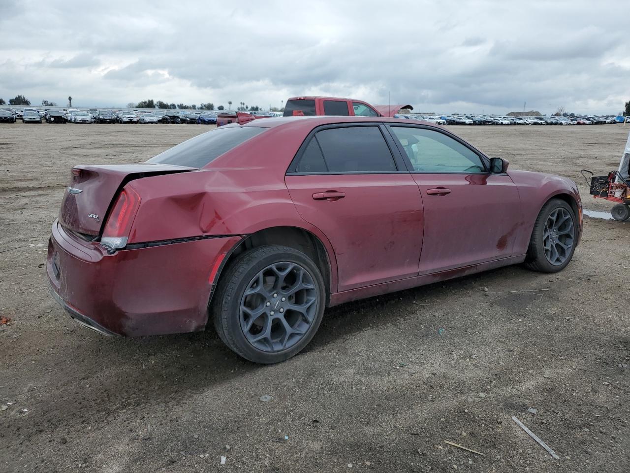 Photo 2 VIN: 2C3CCABG5KH601041 - CHRYSLER 300 