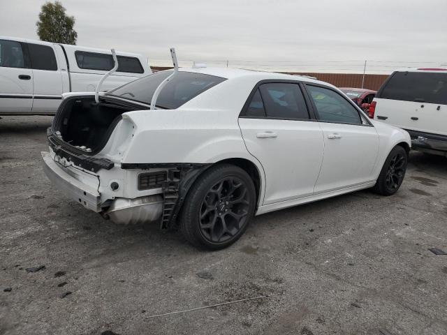 Photo 2 VIN: 2C3CCABG5LH209257 - CHRYSLER 300 