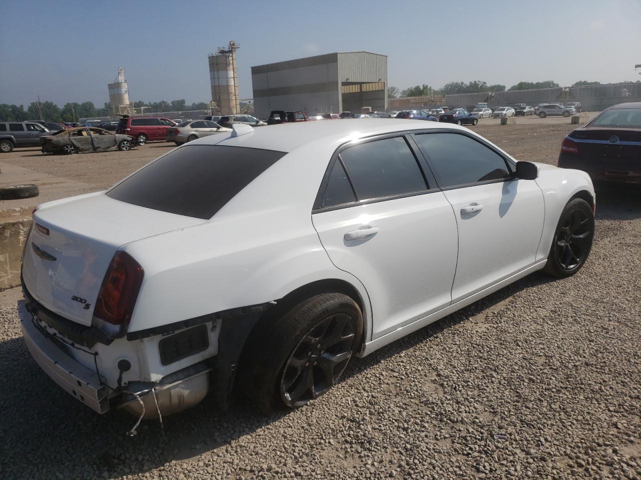 Photo 2 VIN: 2C3CCABG5MH554712 - CHRYSLER 300 