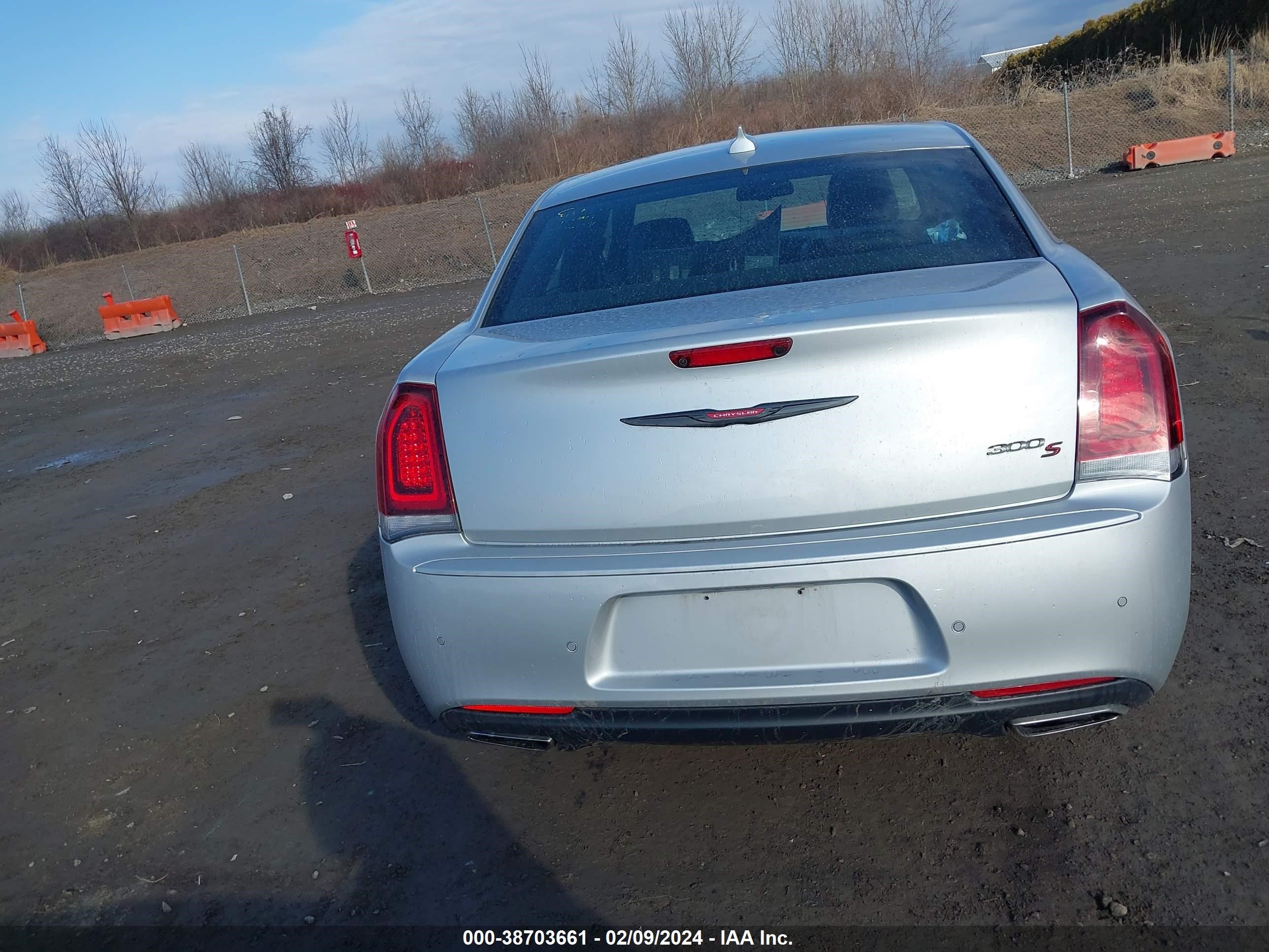 Photo 16 VIN: 2C3CCABG5NH136281 - CHRYSLER 300 