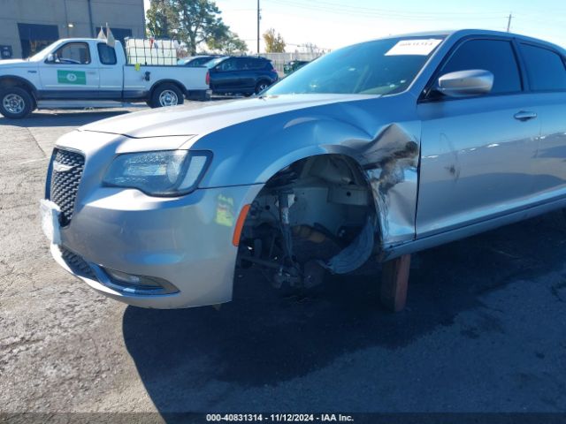 Photo 5 VIN: 2C3CCABG6FH853578 - CHRYSLER 300 