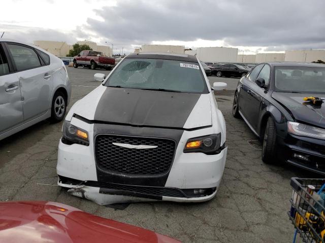 Photo 4 VIN: 2C3CCABG6FH882322 - CHRYSLER 300 S 