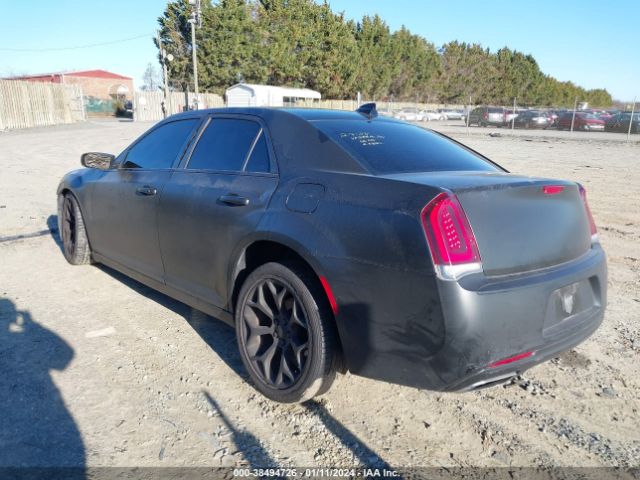 Photo 2 VIN: 2C3CCABG6FH903850 - CHRYSLER 300 