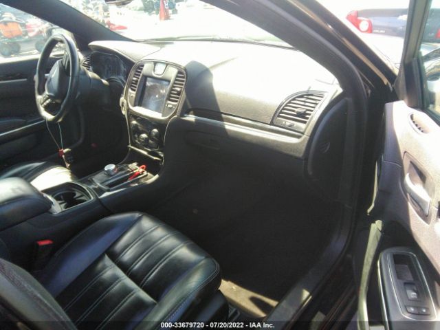 Photo 4 VIN: 2C3CCABG6HH570682 - CHRYSLER 300 