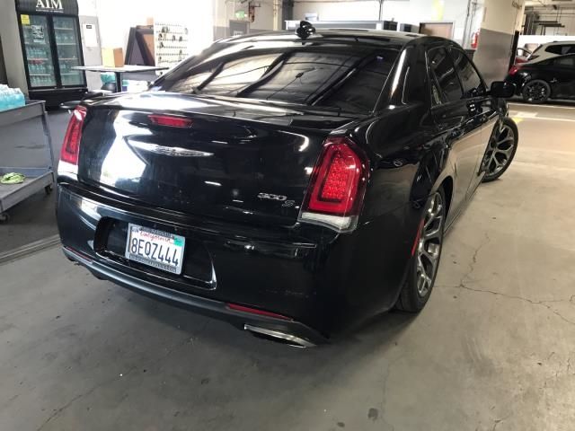 Photo 2 VIN: 2C3CCABG6HH646305 - CHRYSLER 300 