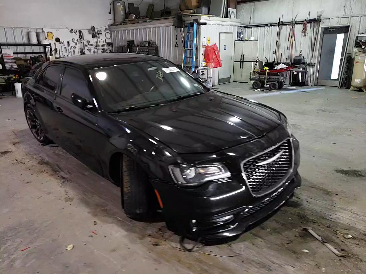 Photo 10 VIN: 2C3CCABG6HH667641 - CHRYSLER 300 S 