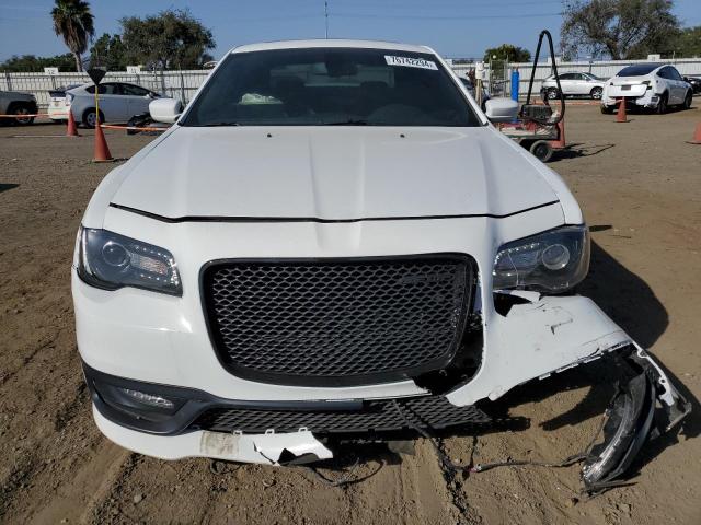 Photo 4 VIN: 2C3CCABG6JH142942 - CHRYSLER 300 S 