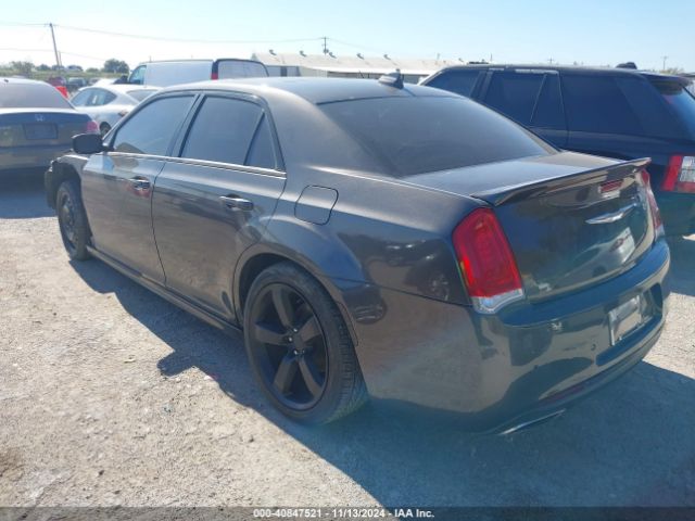 Photo 2 VIN: 2C3CCABG6JH243771 - CHRYSLER 300 