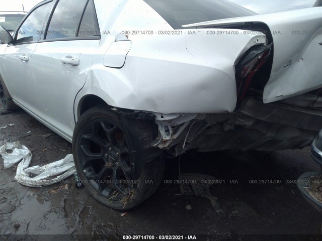 Photo 5 VIN: 2C3CCABG6KH515933 - CHRYSLER 300 