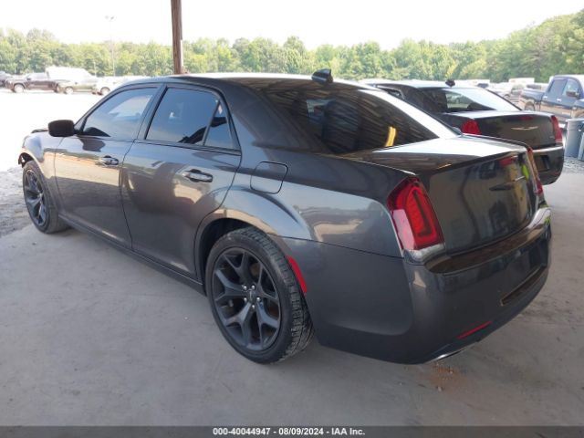 Photo 2 VIN: 2C3CCABG6MH520343 - CHRYSLER 300 