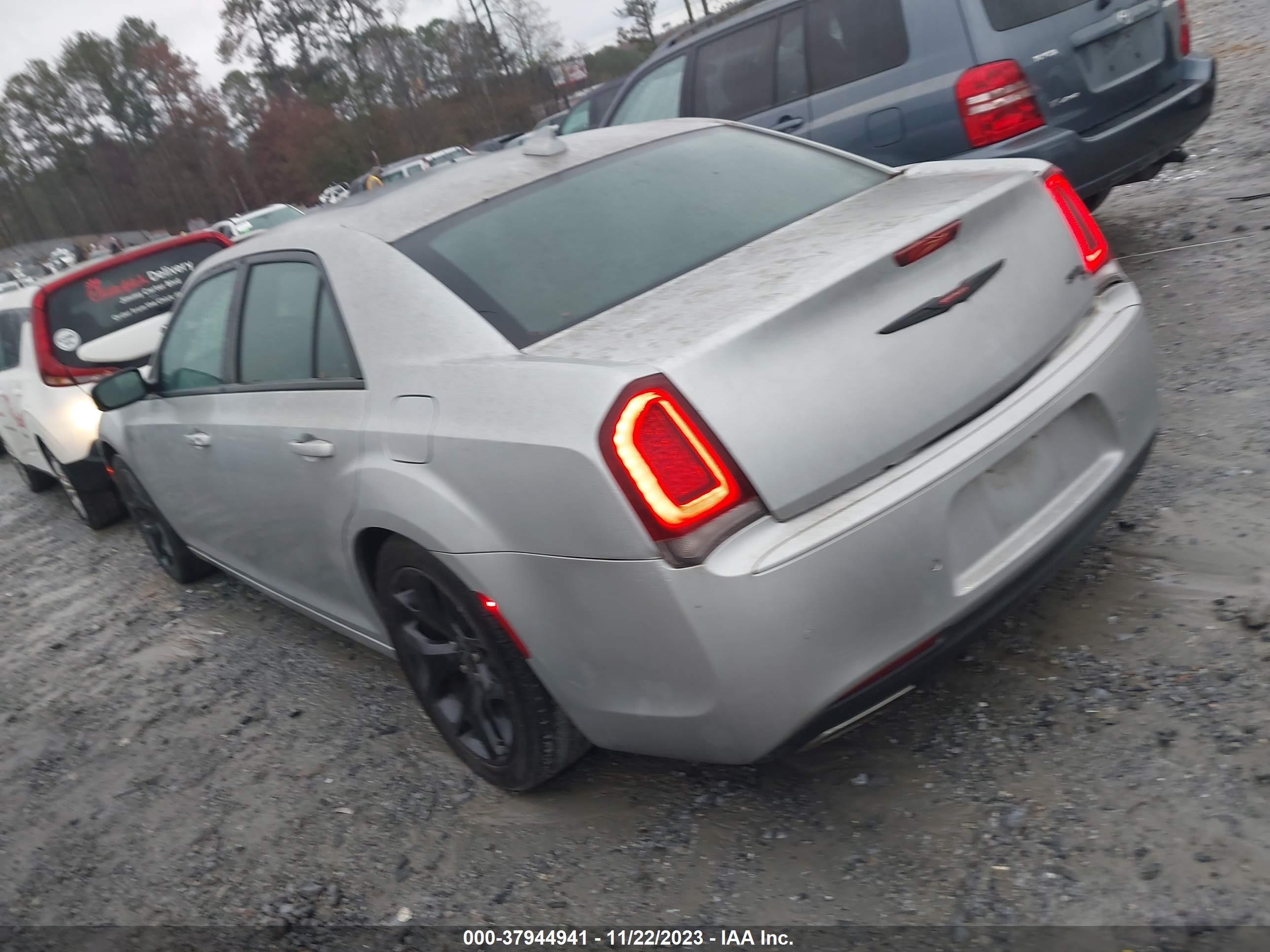 Photo 2 VIN: 2C3CCABG6MH537160 - CHRYSLER 300 