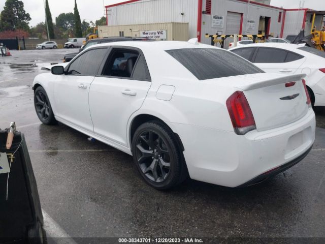 Photo 2 VIN: 2C3CCABG6MH660585 - CHRYSLER 300 