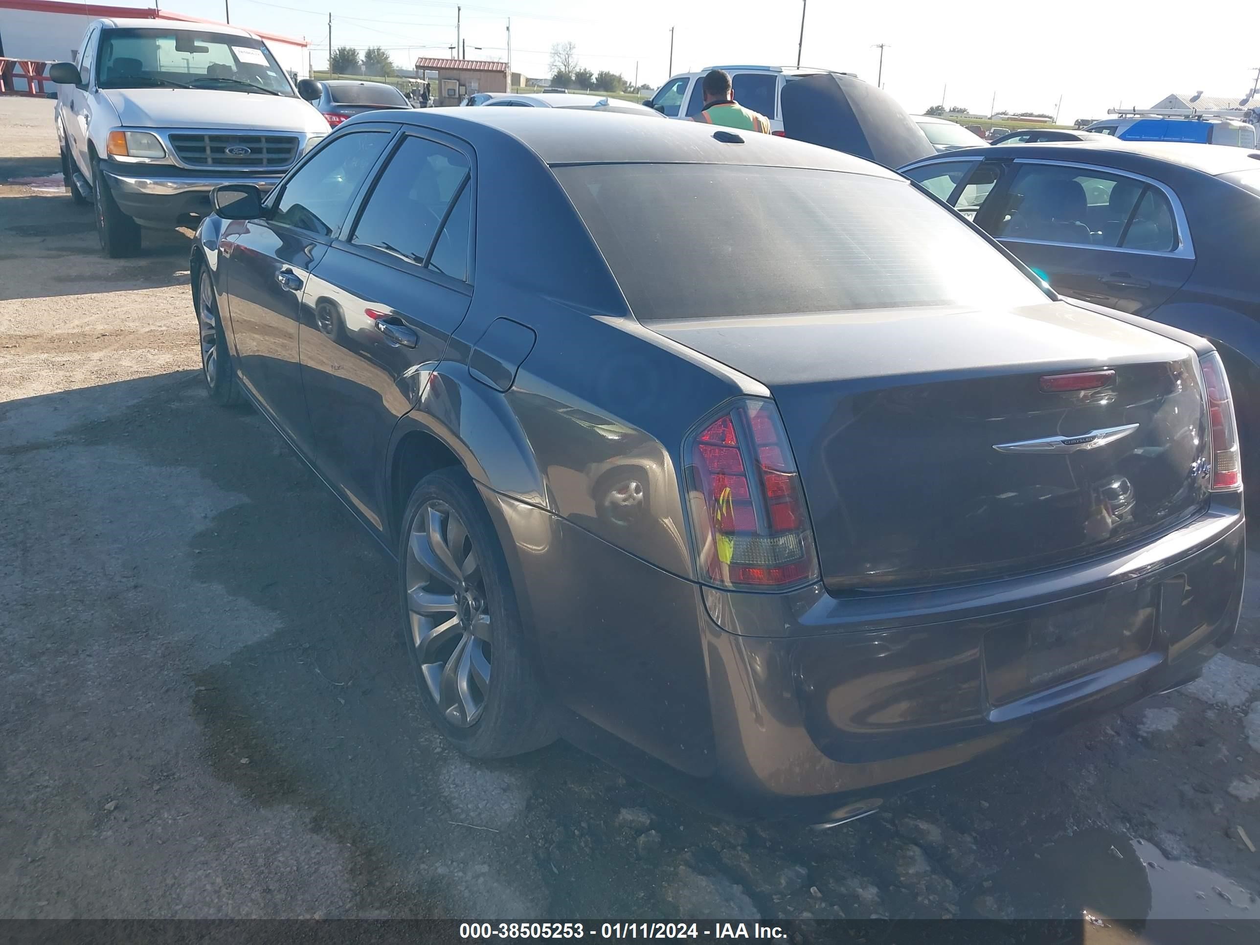 Photo 2 VIN: 2C3CCABG7EH276428 - CHRYSLER 300 