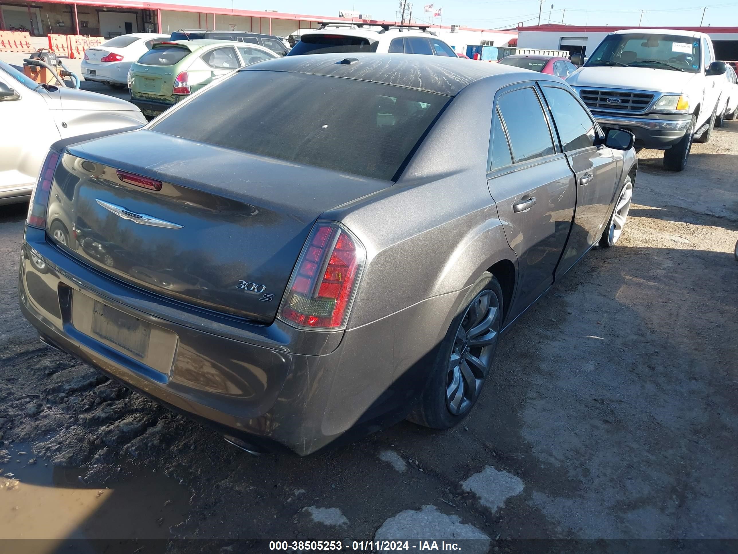 Photo 3 VIN: 2C3CCABG7EH276428 - CHRYSLER 300 