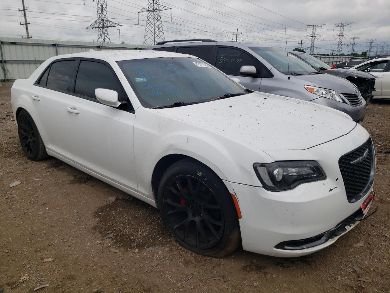 Photo 3 VIN: 2C3CCABG7FH864539 - CHRYSLER 300 