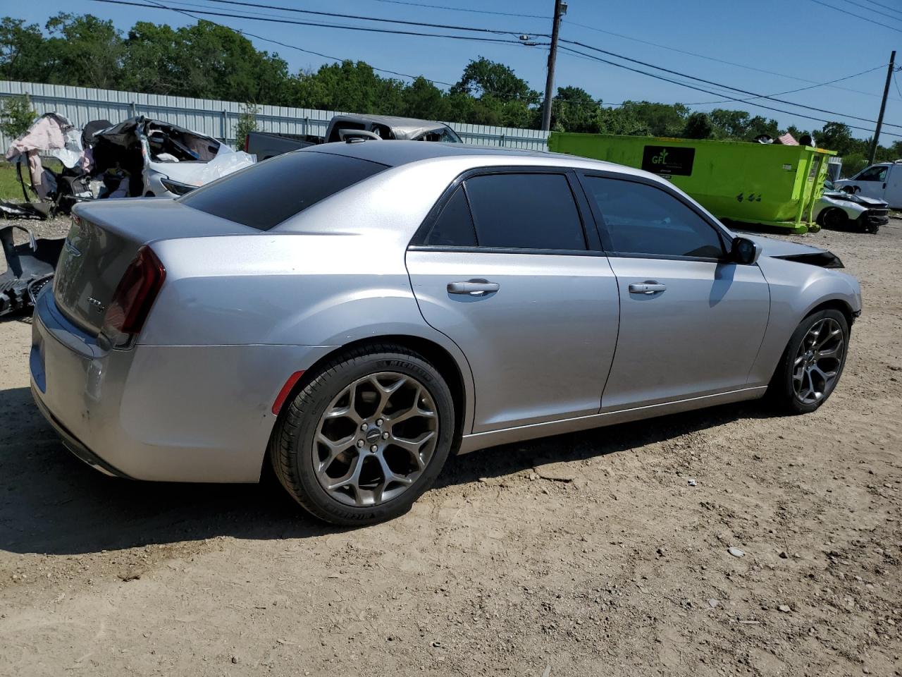 Photo 2 VIN: 2C3CCABG7FH867649 - CHRYSLER 300 