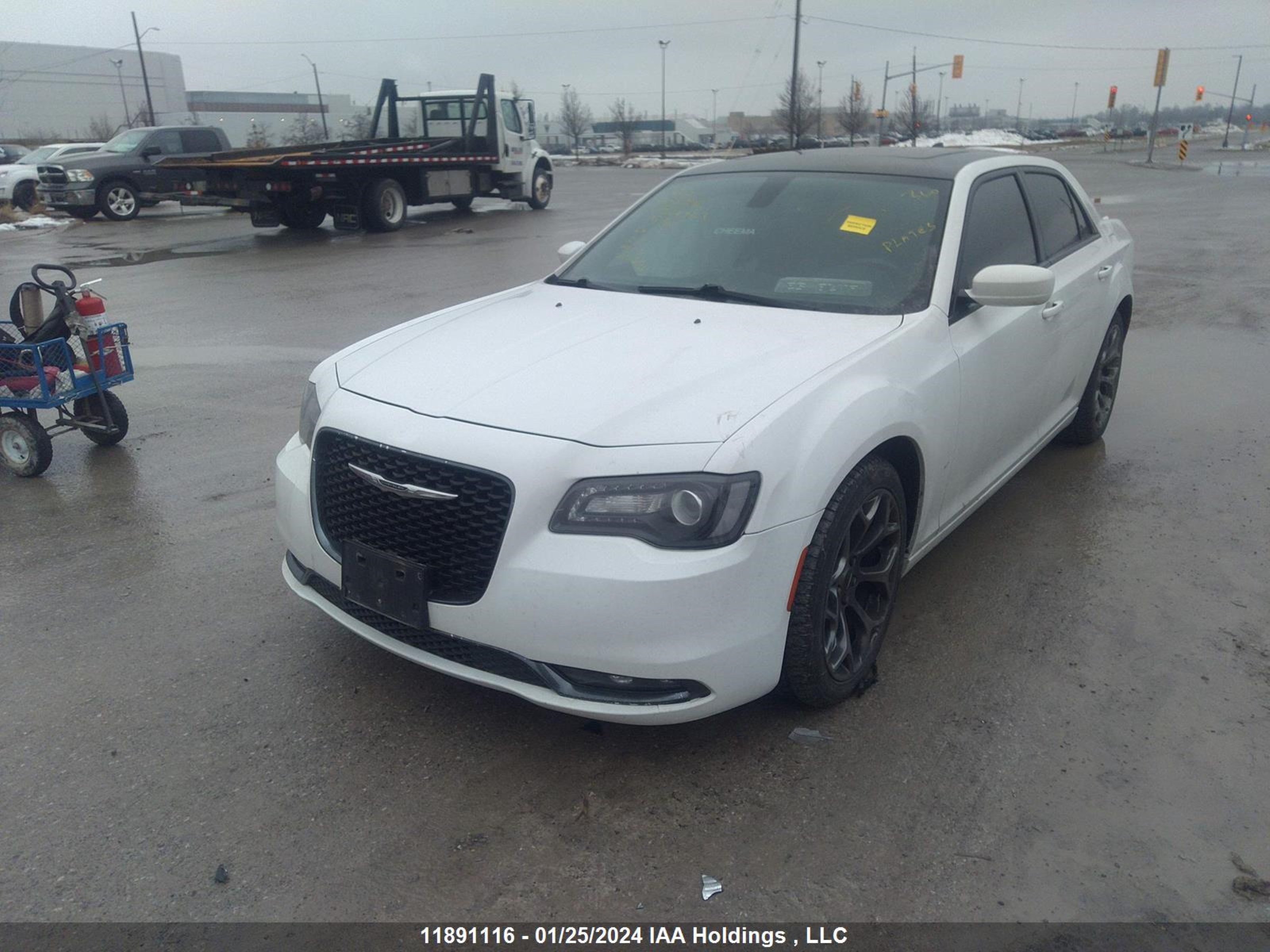 Photo 1 VIN: 2C3CCABG7JH264323 - CHRYSLER 300 