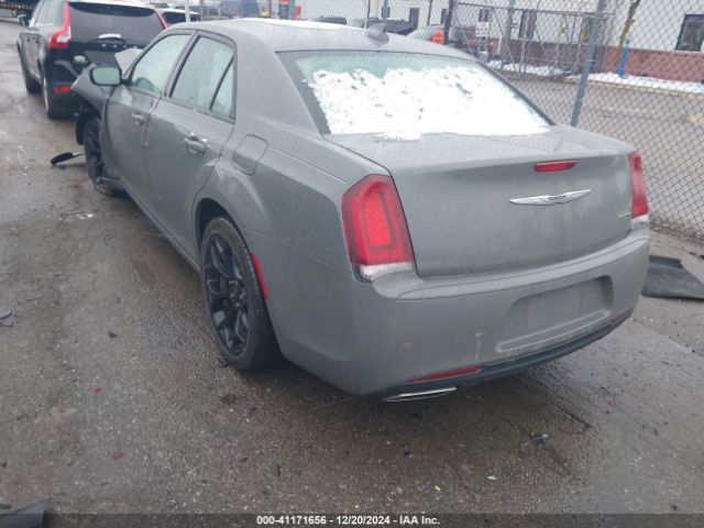 Photo 2 VIN: 2C3CCABG7KH533681 - CHRYSLER 300 