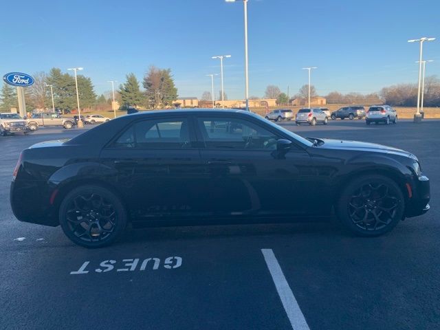 Photo 5 VIN: 2C3CCABG7KH617953 - CHRYSLER 300 