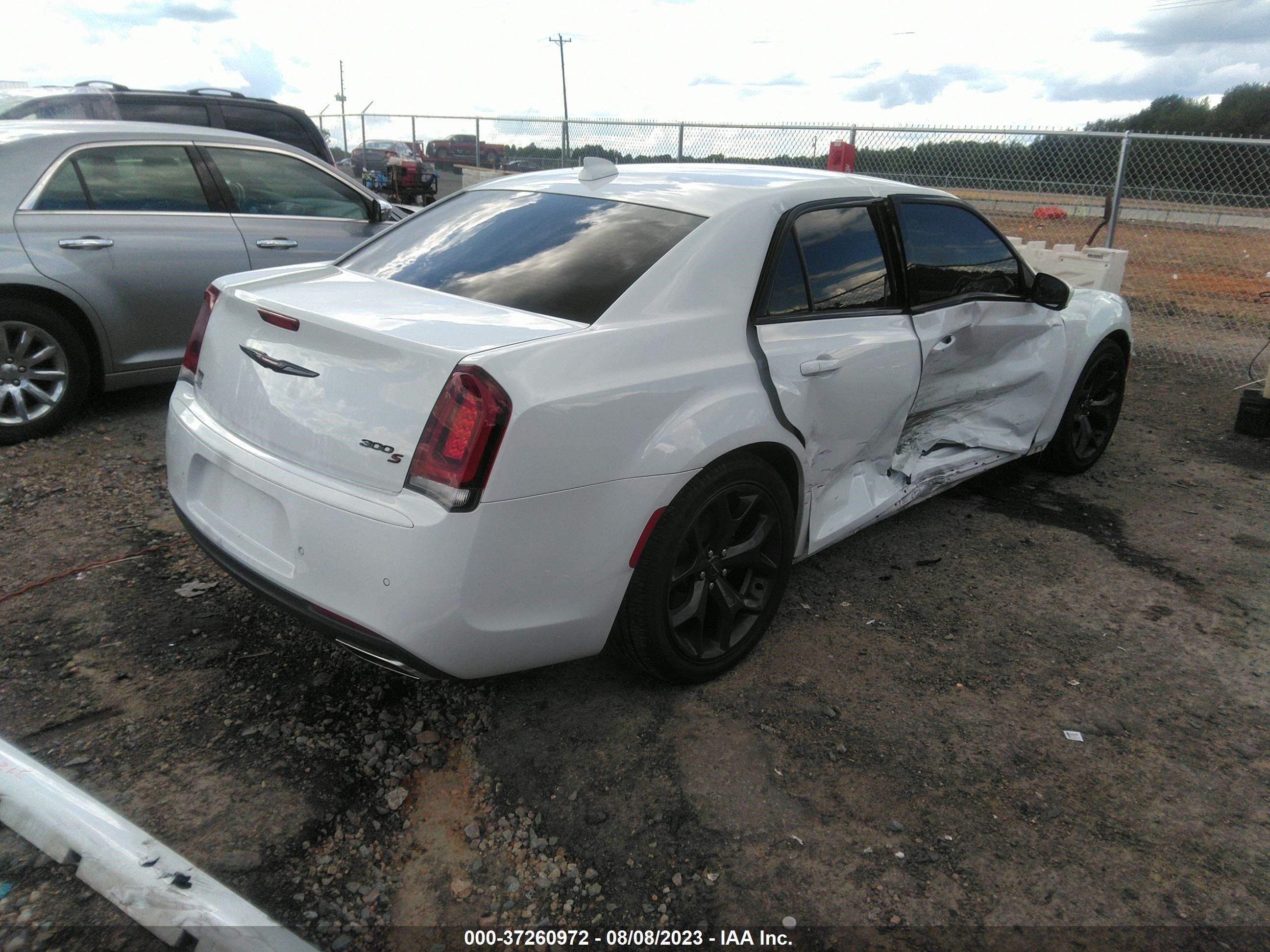 Photo 3 VIN: 2C3CCABG7MH523512 - CHRYSLER 300 