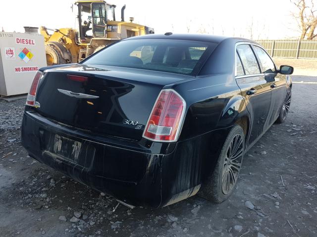 Photo 3 VIN: 2C3CCABG8CH253219 - CHRYSLER 300 S 