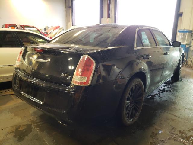 Photo 3 VIN: 2C3CCABG8CH256928 - CHRYSLER 300 S 