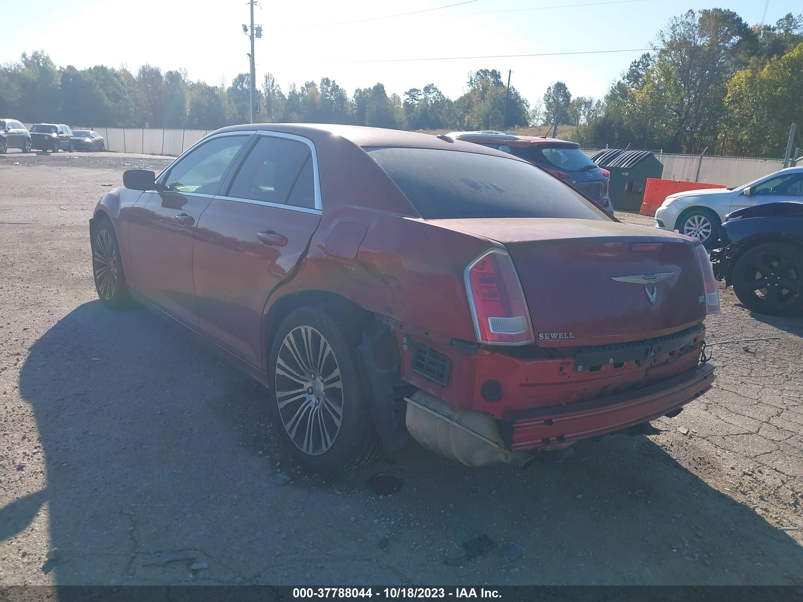 Photo 2 VIN: 2C3CCABG8DH712220 - CHRYSLER 300 