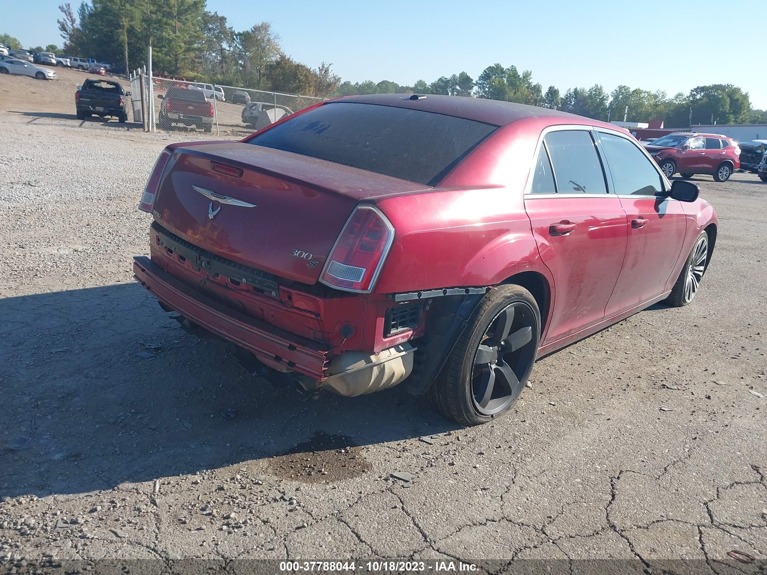 Photo 3 VIN: 2C3CCABG8DH712220 - CHRYSLER 300 