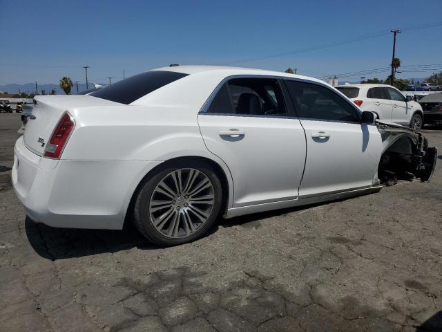 Photo 2 VIN: 2C3CCABG8DH735626 - CHRYSLER 300 S 