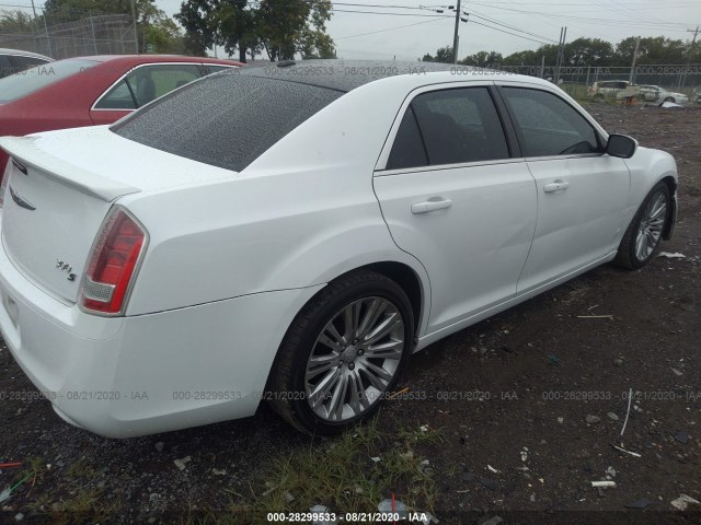 Photo 3 VIN: 2C3CCABG8EH176094 - CHRYSLER 300 