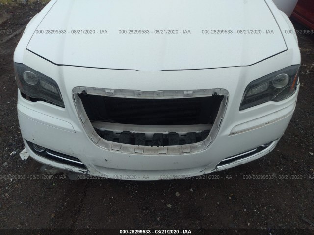 Photo 5 VIN: 2C3CCABG8EH176094 - CHRYSLER 300 