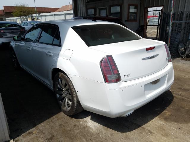 Photo 2 VIN: 2C3CCABG8EH346891 - CHRYSLER 300 S 