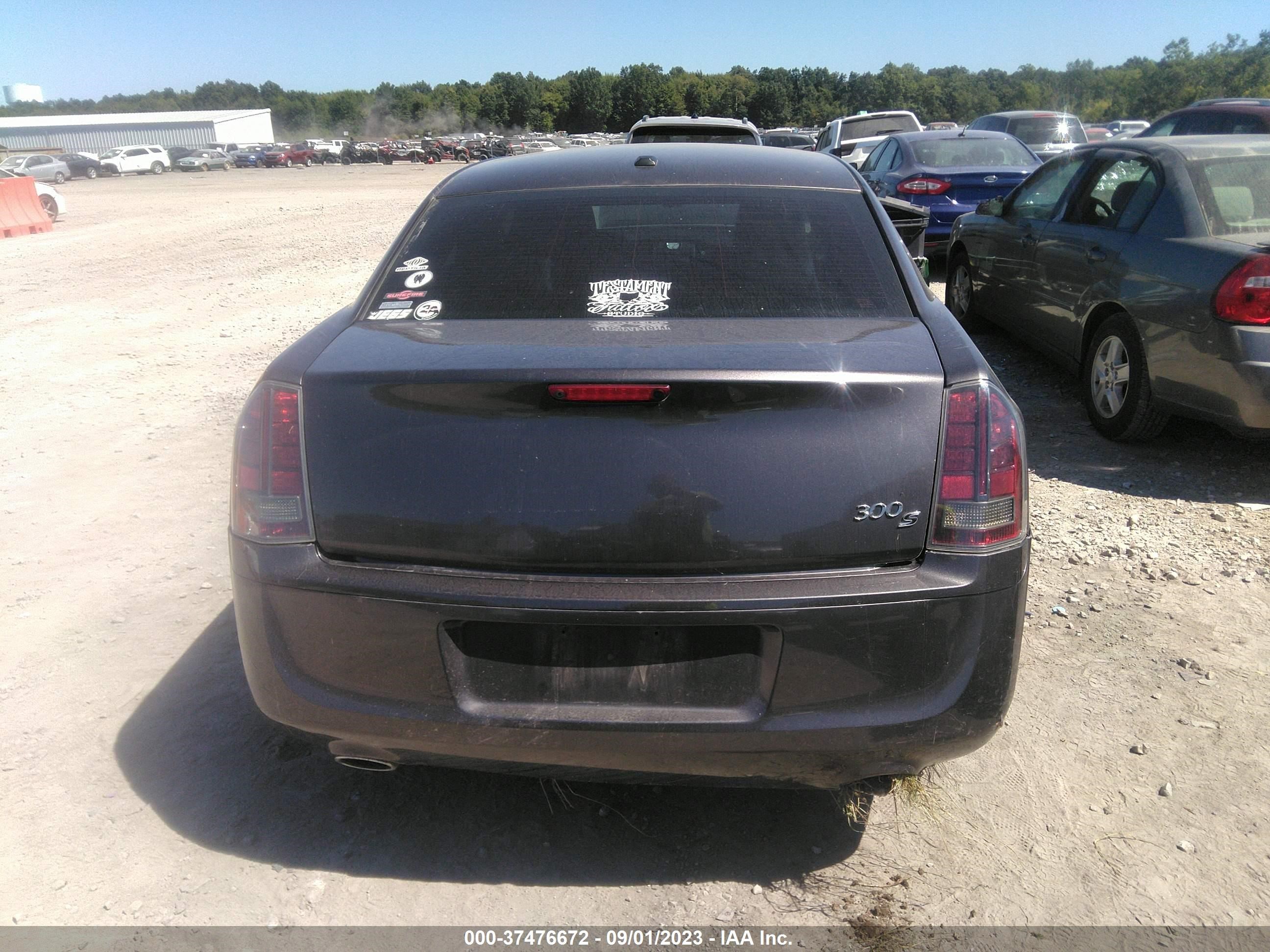 Photo 15 VIN: 2C3CCABG8EH352092 - CHRYSLER 300 